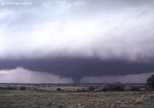 tornado pictures. the tornado well-centered