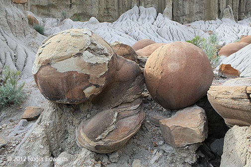 Cannonball concretions, North Unit