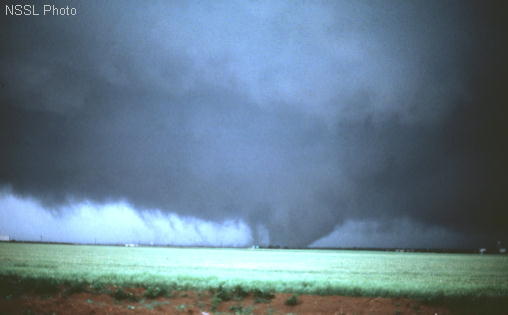 Multiple Vortex Tornado near Altus OK (11 May 1982)